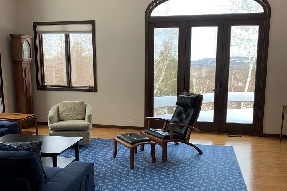 Photo of Livingroom in West Stockbridge