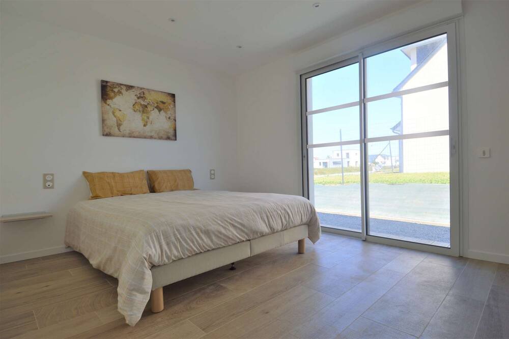 Photo of Bedroom in Saint-Come-de-Fresne