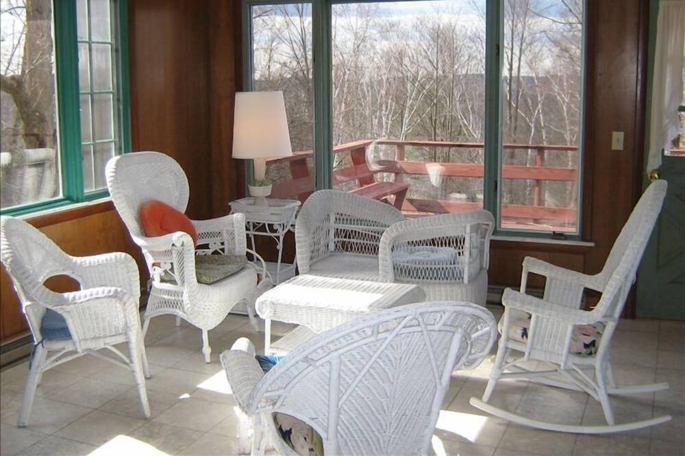 Photo of Bedroom in West Stockbridge