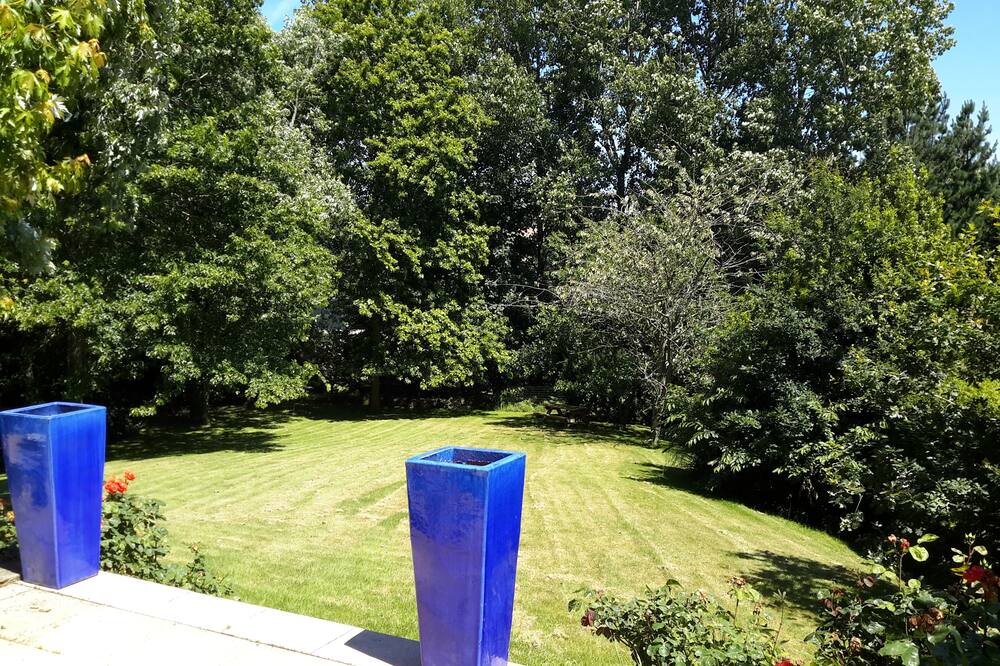 Photo of Outdoor in Treguier