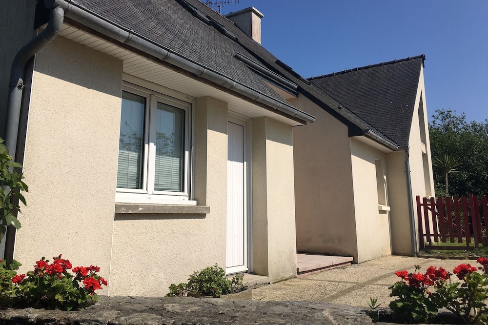 Photo of Outdoor in Treguier