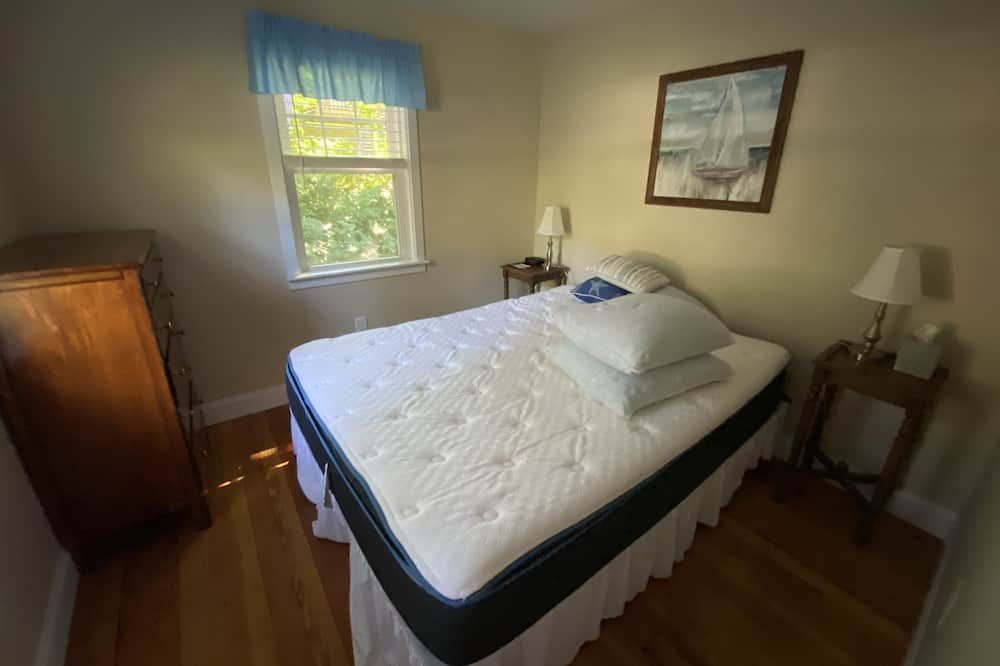 Photo of Bedroom in Campground Landing