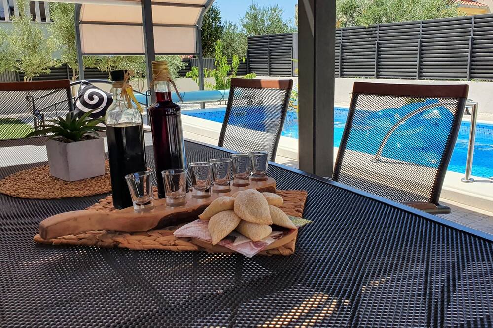 Photo of Outdoor in Rudine