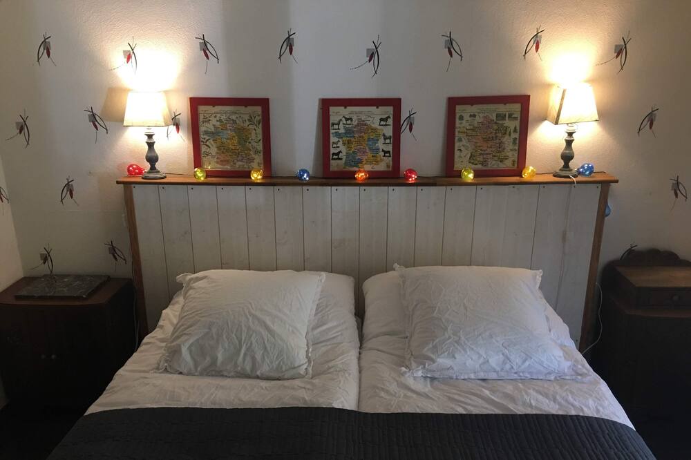Photo of Bedroom in Inzinzac-Lochrist