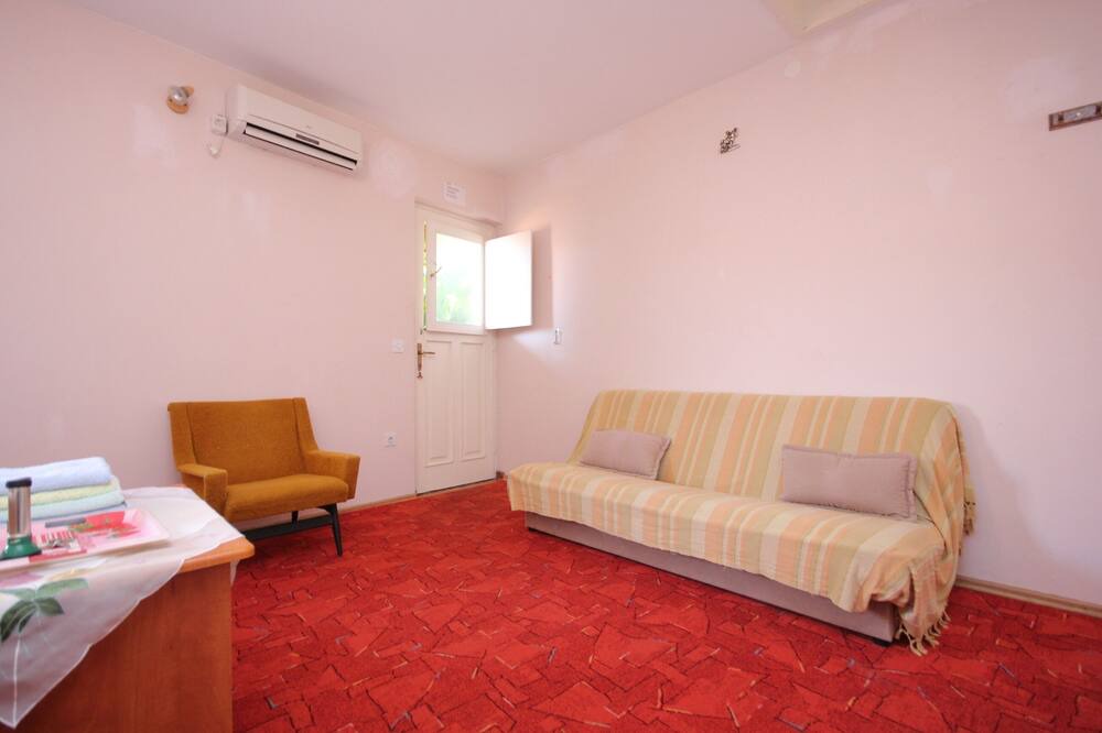 Photo of Livingroom in Cove Rogacic