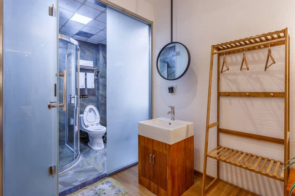 Photo of Bathroom in Tongxiang