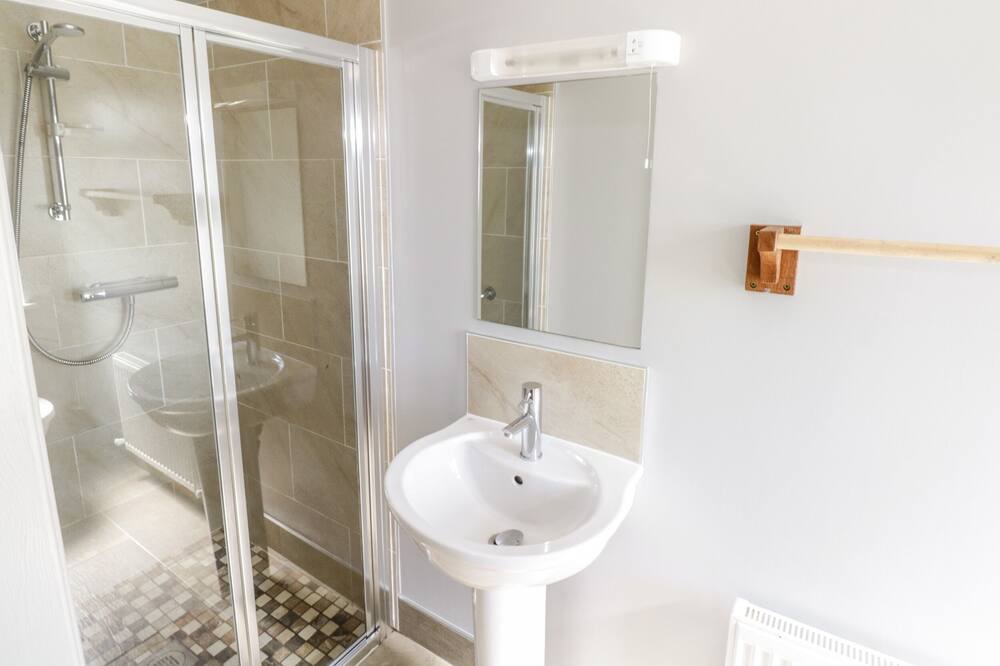 Photo of Bathroom in Dunmore