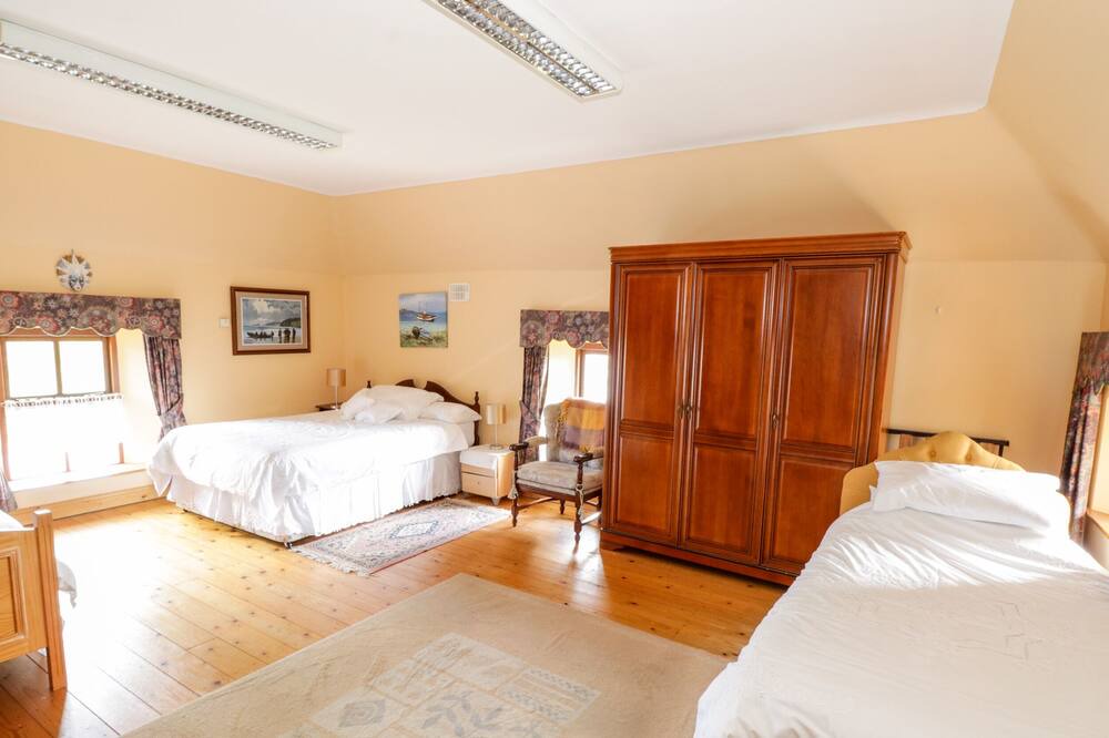 Photo of Bedroom in Drumaveil North