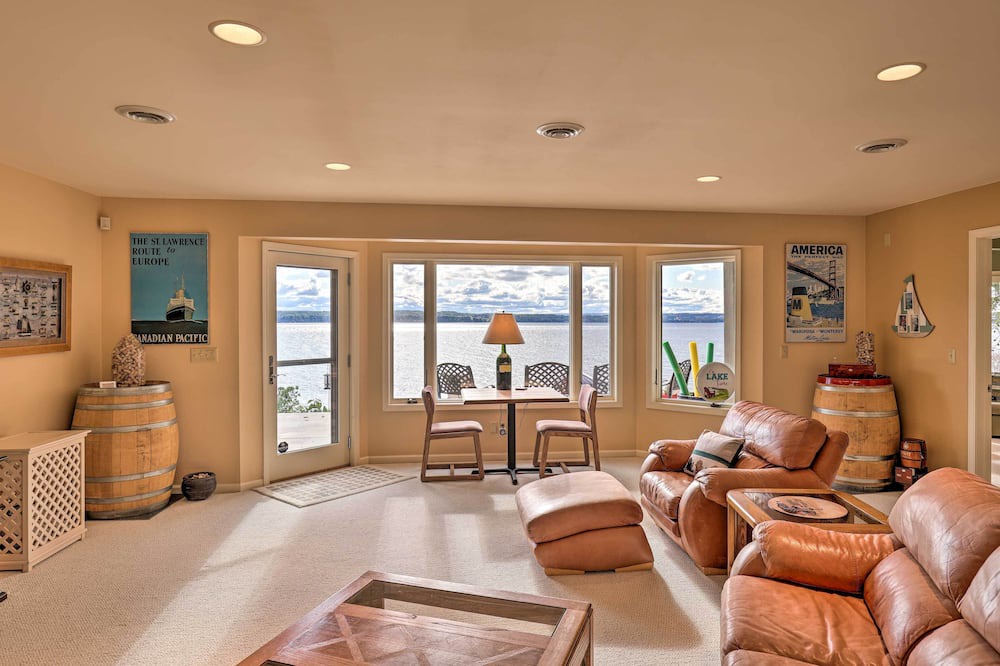 Photo of Livingroom in Willard