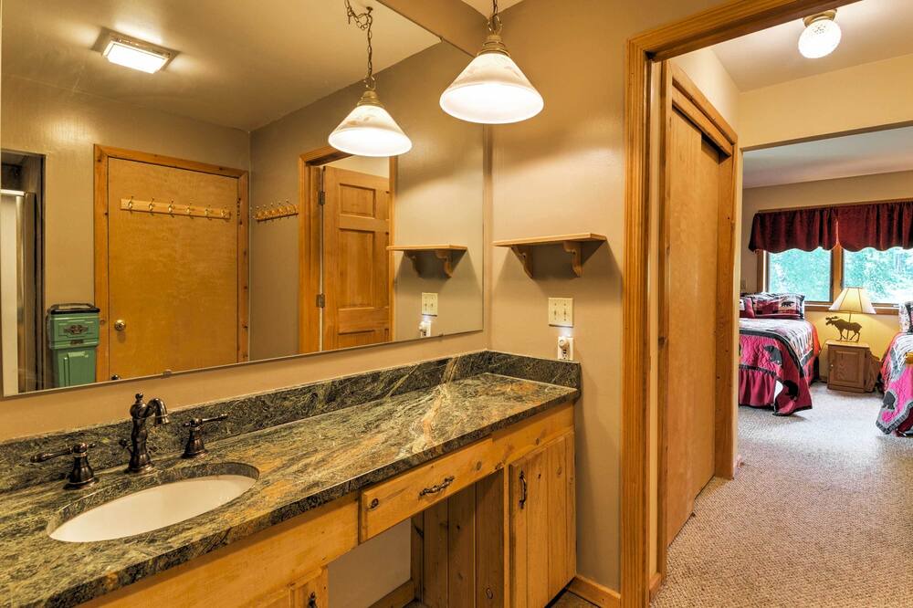 Photo of Bathroom in Steuben