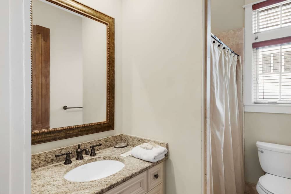 Photo of Bathroom in SeaNest Village
