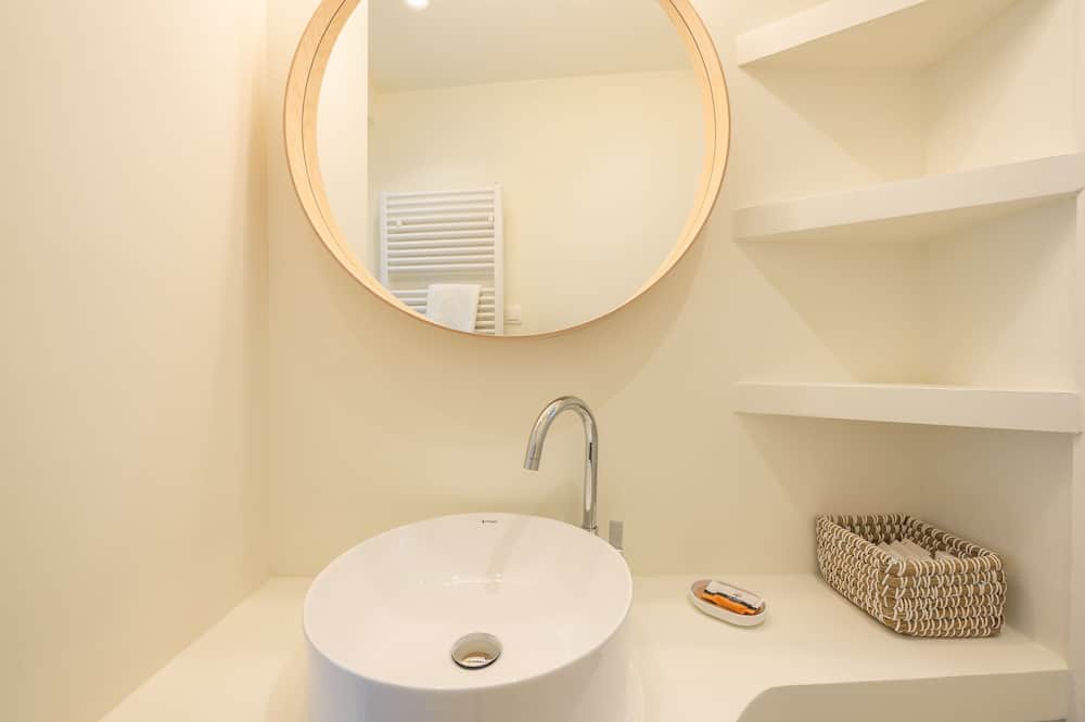 Photo of Bathroom in Plaka