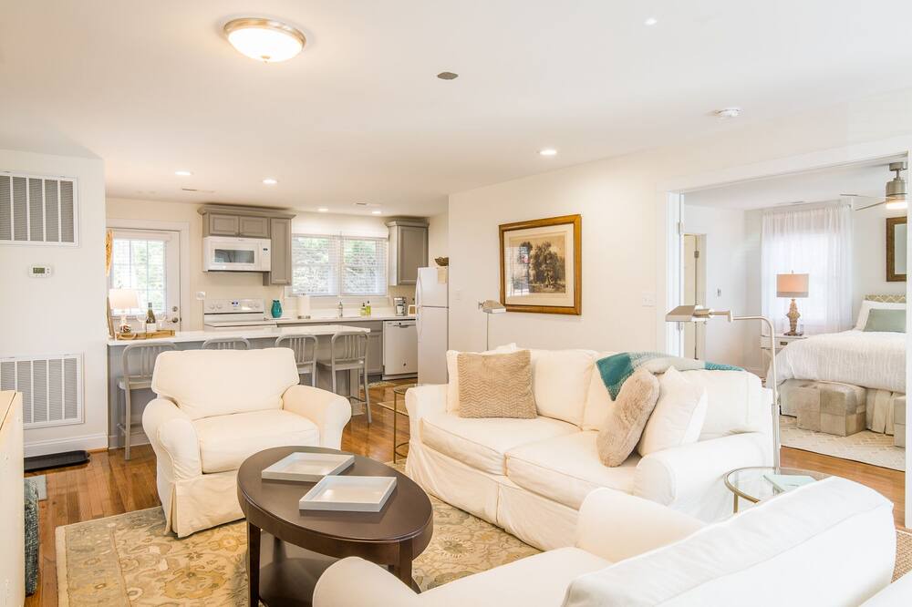 Photo of Bedroom in Irvington