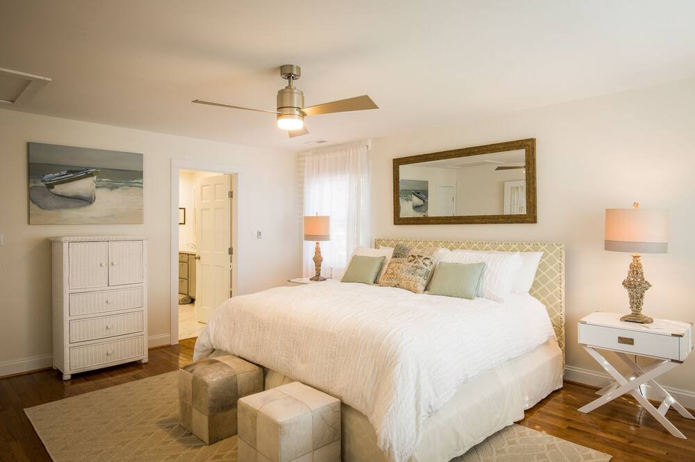 Photo of Bedroom in Irvington