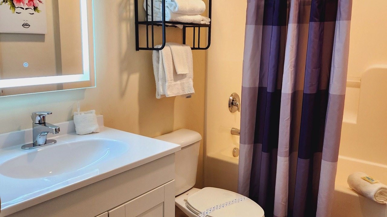 Photo of Bathroom in Hollins