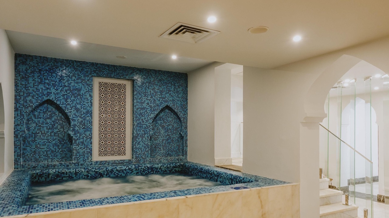 Photo of Bedroom in Ras Nasrani