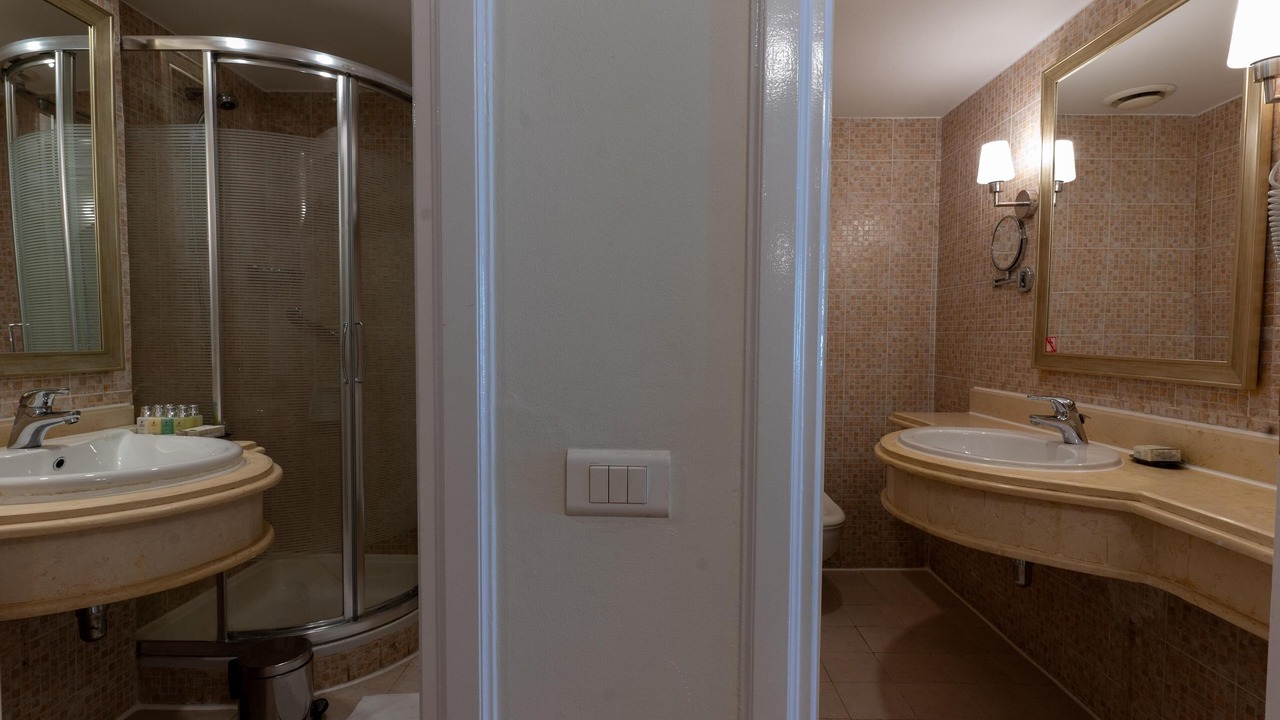 Photo of Bathroom in Ras Nasrani