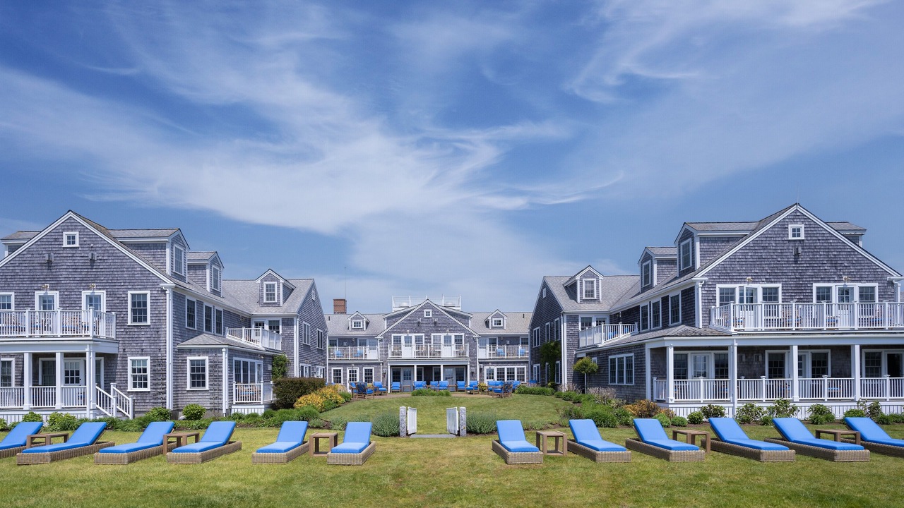 Photo of Buildings in Brant Point