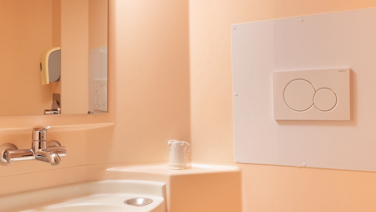 Photo of Bathroom in Montfavet