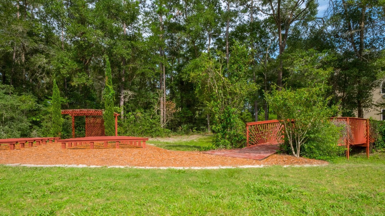 Photo of Outdoor in Crawfordville