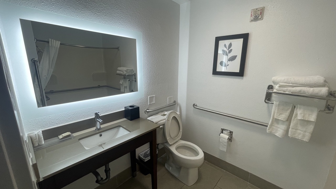 Photo of Bathroom in Midway
