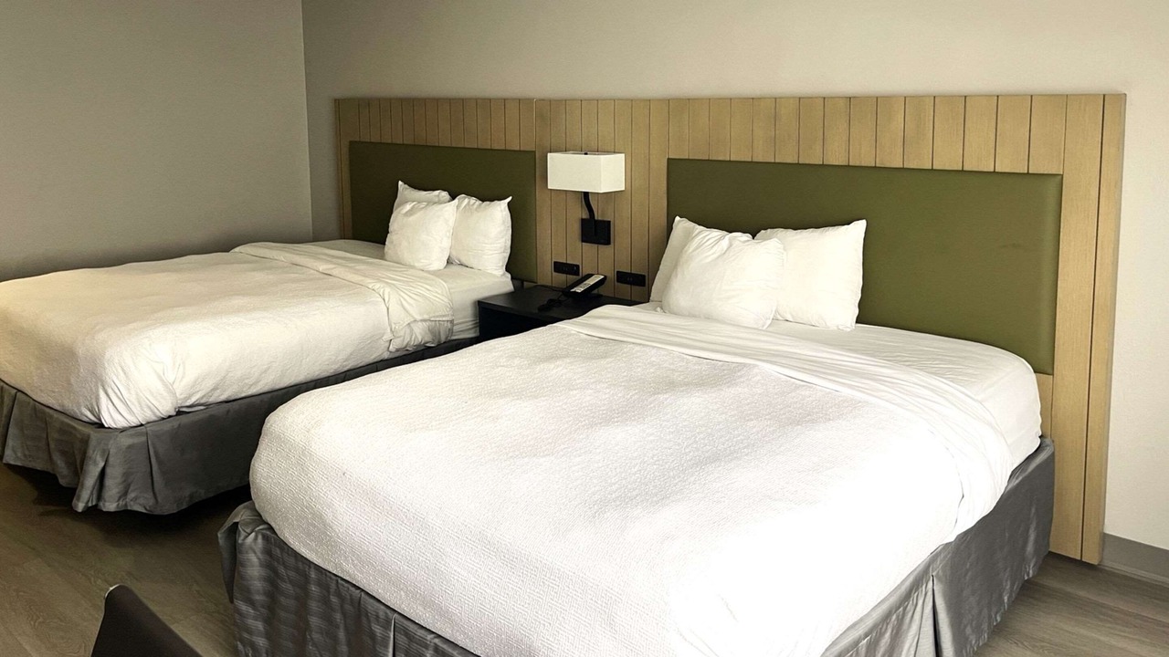 Photo of Bedroom in Midway
