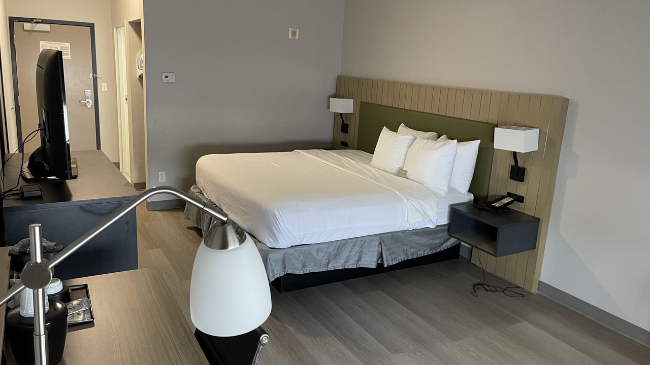 Photo of Bedroom in Midway