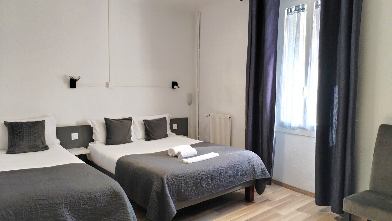 Photo of Bedroom in Entraigues-sur-la-Sorgue