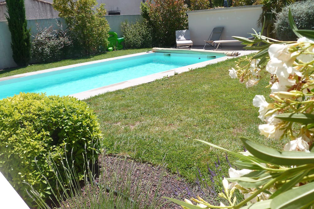 Photo of Outdoor in Montfavet