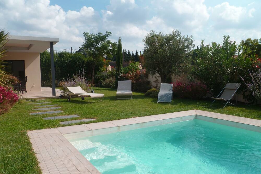Photo of Outdoor in Montfavet