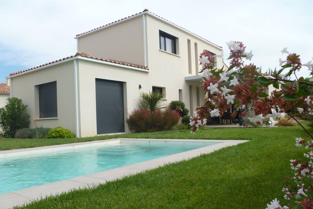 Photo of Outdoor in Montfavet