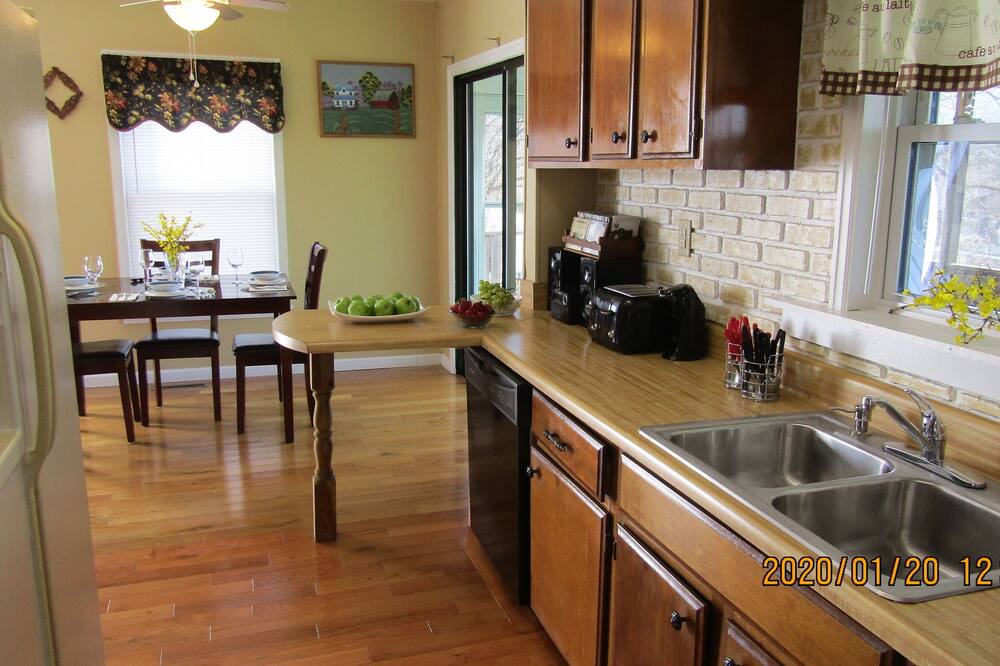 Photo of Kitchen in Buchanan