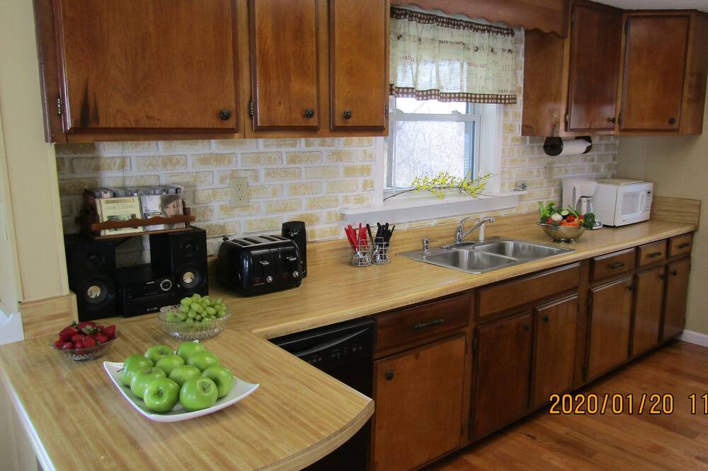 Photo of Kitchen in Buchanan