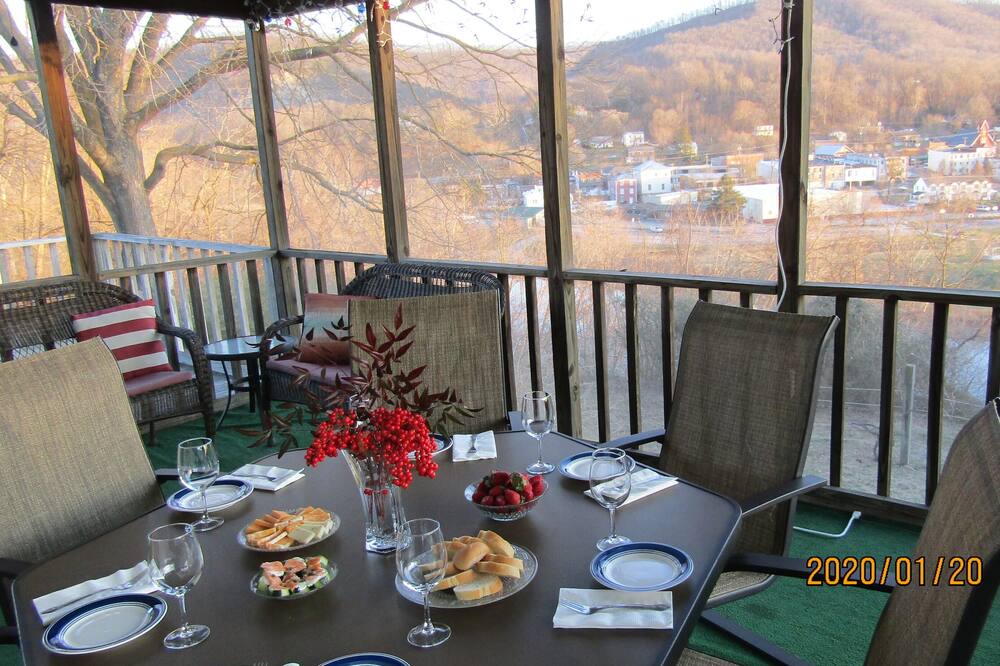 Photo of Patio Balcony in Buchanan