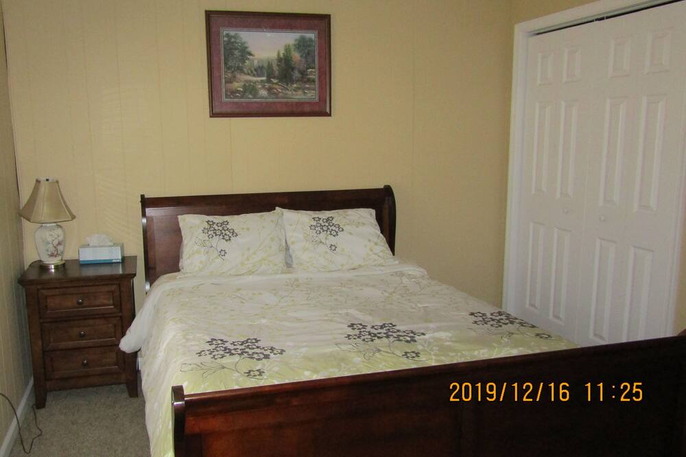 Photo of Bedroom in Buchanan