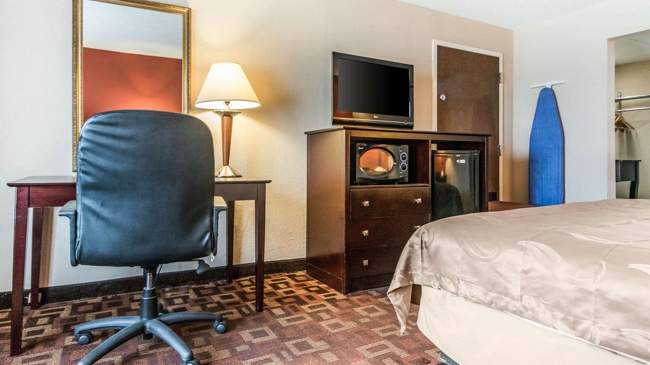 Photo of Bedroom in Greendale
