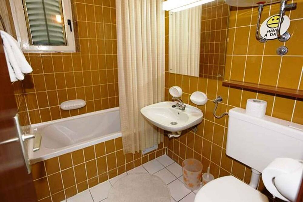 Photo of Bathroom in Igrane