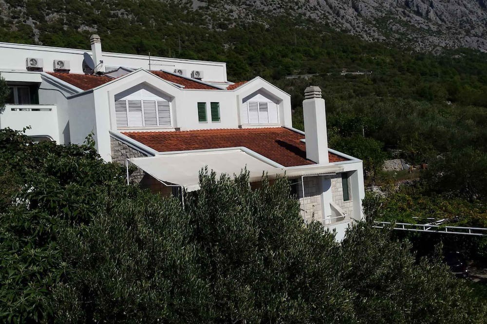 Photo of Outdoor in Igrane