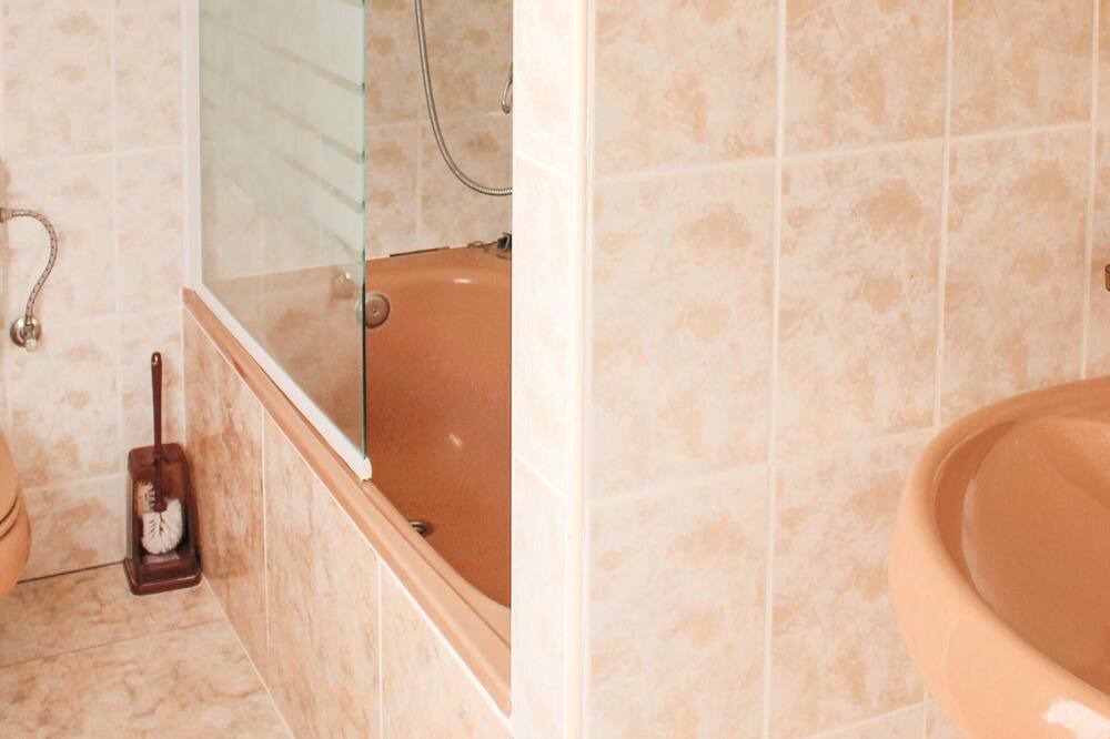Photo of Bathroom in Jijona