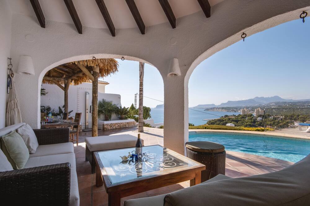Photo of Patio Balcony in El Portet