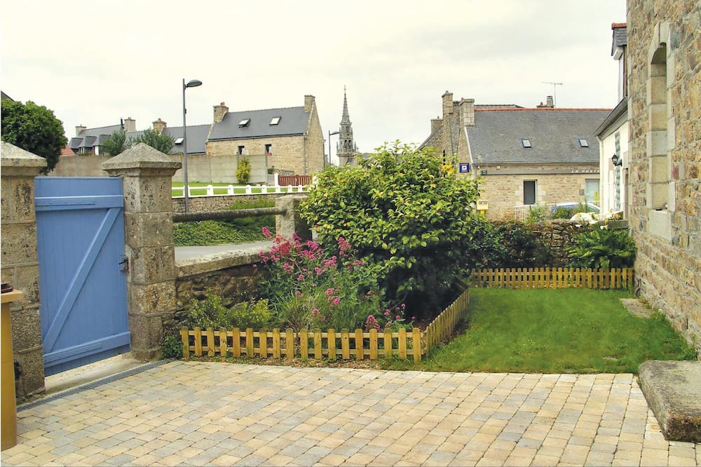 Photo of Others in Trelevern
