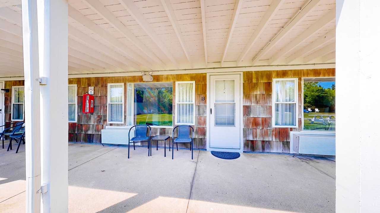Photo of Patio Balcony in Oak Bluffs