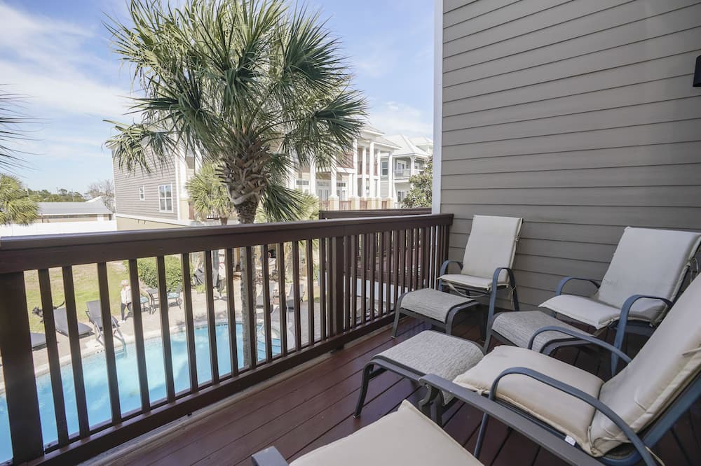 Photo of Patio Balcony in Kiska Beach