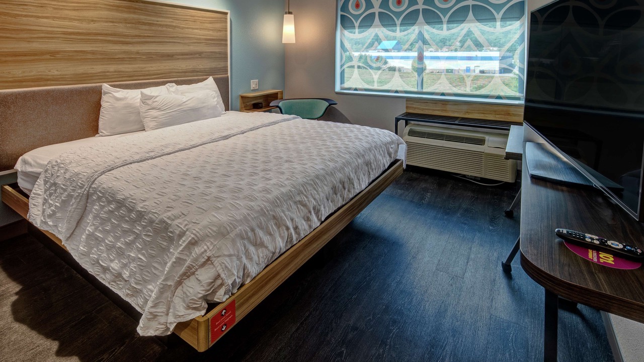 Photo of Bedroom in Hollins