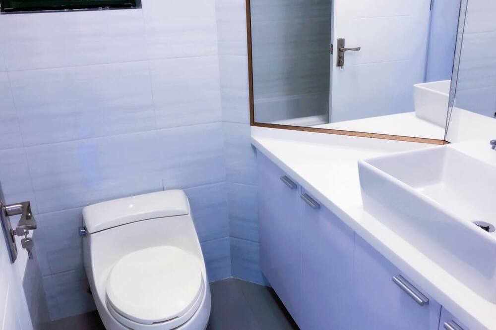 Photo of Bathroom in Lujiazui