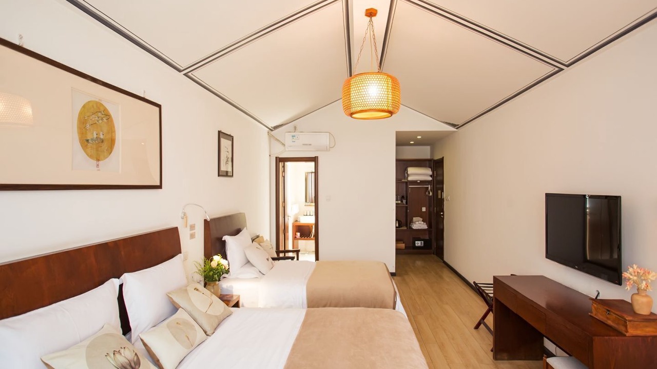 Photo of Bedroom in Dali Ancient Town