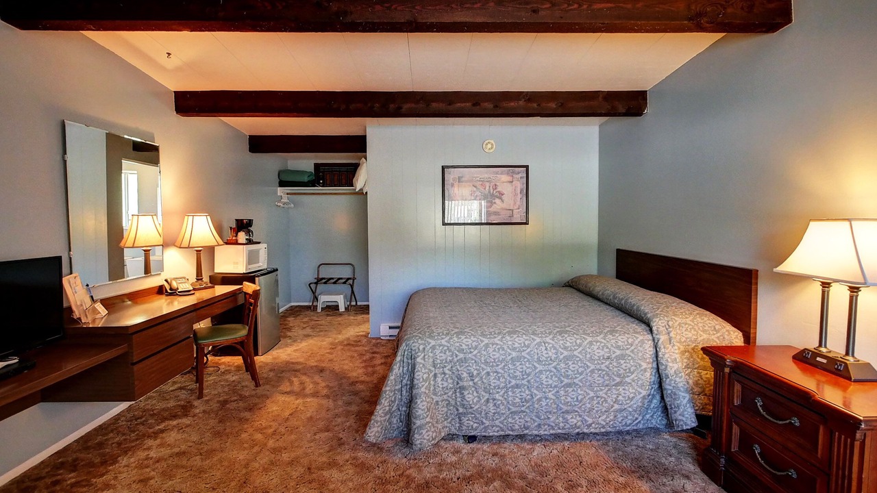 Photo of Bedroom in Twisp