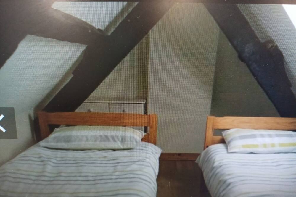 Photo of Bedroom in Saint-Connec