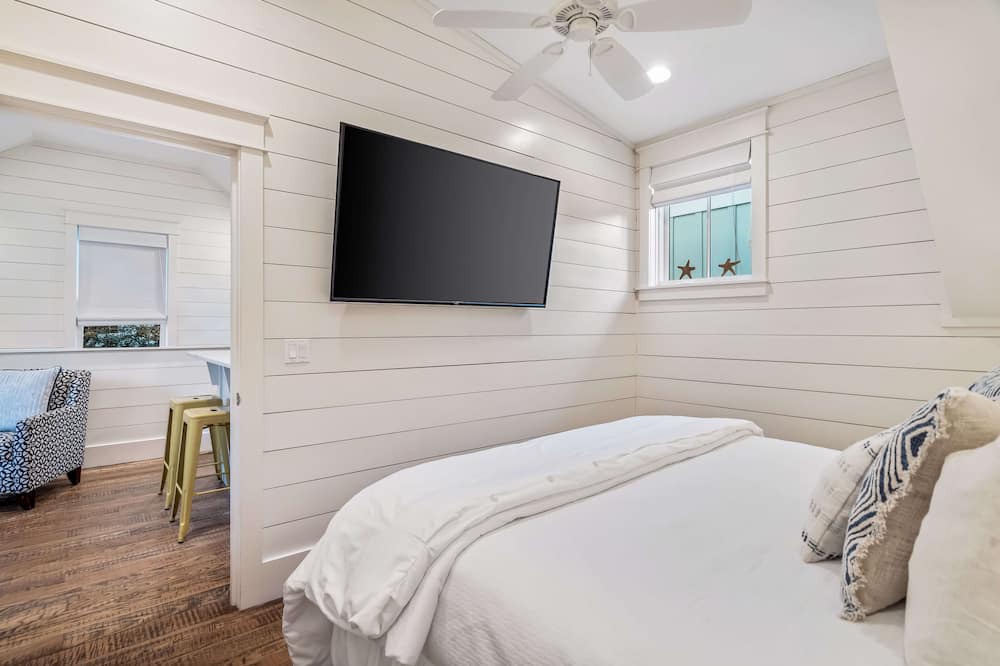 Photo of Bedroom in Watercolor