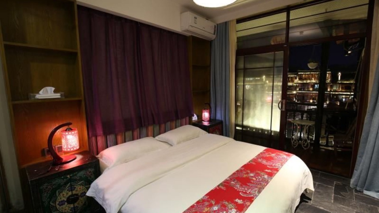 Photo of Bedroom in Fenghuang